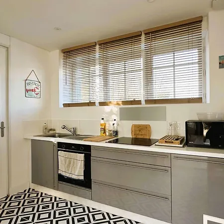 Maison Renovee Avec Jardin, Proche Kerleven, 8 Pers, Golf Cornouaille A 1.8 Km - Fr-1-481-153